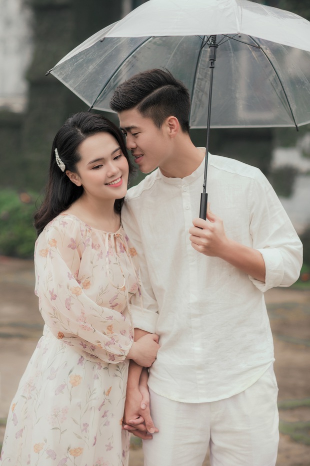 Thêm ảnh cưới cực ngọt của Duy Mạnh và Quỳnh Anh: Chú rể - cô dâu sánh đôi tựa như cuốn phim ngôn tình! - Ảnh 1.