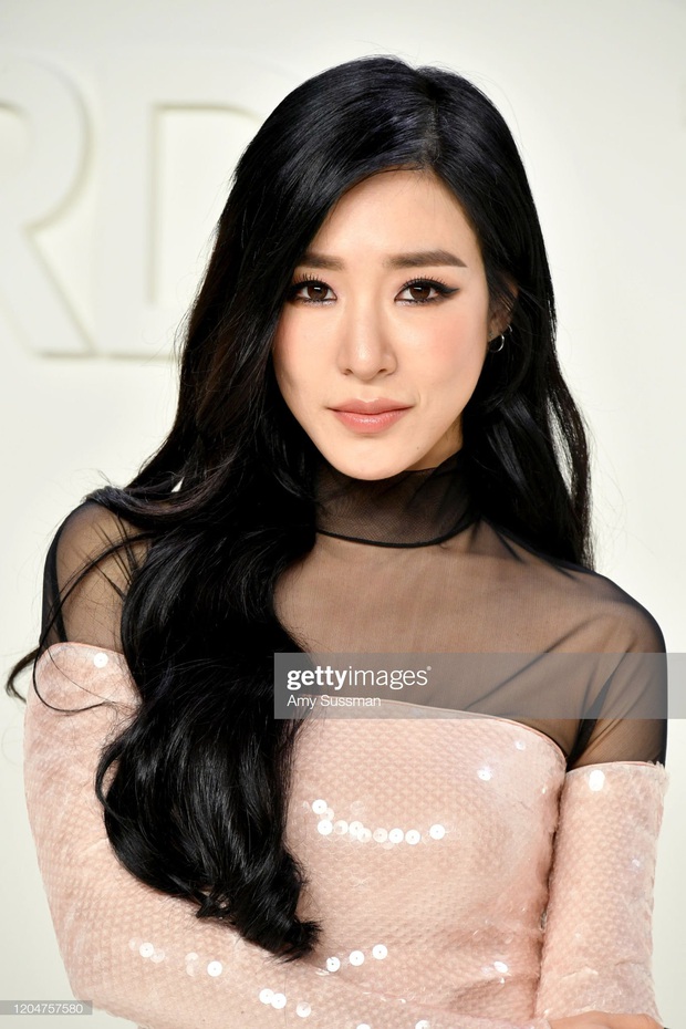 Màn hội ngộ gây nổ của 2 mỹ nhân SNSD và 2NE1 ở đất Mỹ: Tiffany sexy quá, nhưng CL mới là tâm điểm hậu giảm cân - Ảnh 11.