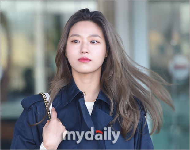 Seolhyun, Yeri và sao nữ Ký sinh trùng đọ sắc mãn nhãn ở sân bay, nhưng lại gây tranh cãi vì vấn đề giữa mùa dịch Corona - Ảnh 6.