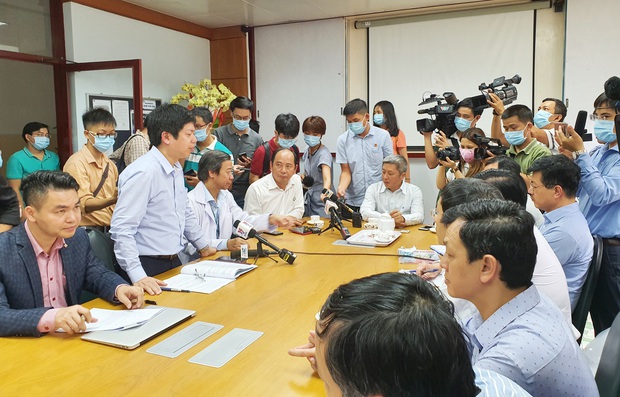 TP.HCM: Thêm 3 trường hợp nghi nhiễm virus Corona nhập viện Bệnh viện Bệnh Nhiệt đới, trong đó có một trẻ em - Ảnh 1. TP.HCM: Thêm 3 trường hợp nghi nhiễm virus Corona nhập viện Bệnh viện Bệnh Nhiệt đới, trong đó có một trẻ em - Ảnh 1.