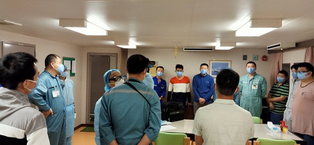 61 du khách tàu Diamond Princess bị nhiễm virus nCoV không xuống cảng biển ở Huế - Ảnh 2. 61 du khách tàu Diamond Princess bị nhiễm virus nCoV không xuống cảng biển ở Huế - Ảnh 2.