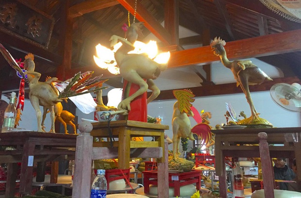 Ngắm những thế gà múa trên mâm cỗ ngày rằm tháng giêng ở Hà Tĩnh - Ảnh 16. Ngắm những thế gà múa trên mâm cỗ ngày rằm tháng giêng ở Hà Tĩnh - Ảnh 16.