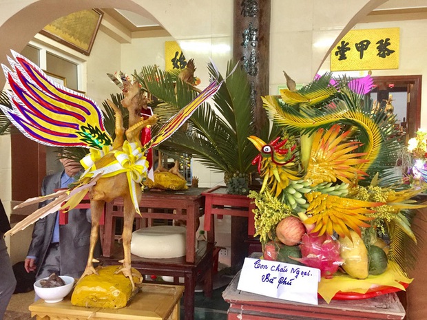 Ngắm những thế gà múa trên mâm cỗ ngày rằm tháng giêng ở Hà Tĩnh - Ảnh 3. Ngắm những thế gà múa trên mâm cỗ ngày rằm tháng giêng ở Hà Tĩnh - Ảnh 3.