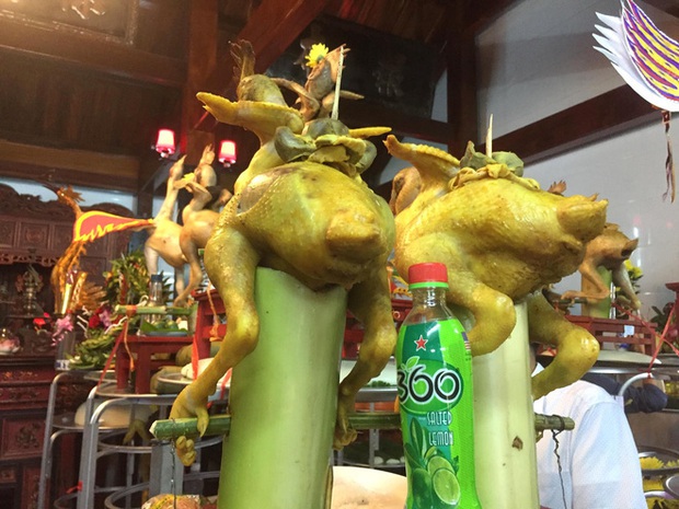 Ngắm những thế gà múa trên mâm cỗ ngày rằm tháng giêng ở Hà Tĩnh - Ảnh 8. Ngắm những thế gà múa trên mâm cỗ ngày rằm tháng giêng ở Hà Tĩnh - Ảnh 8.