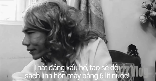 1977 Vlog lại tung siêu phẩm, dân tình hả hê vì có cả loạt quote mặn như muối biển đem đi cà khịa - Ảnh 3. 1977 Vlog lại tung siêu phẩm, dân tình hả hê vì có cả loạt quote mặn như muối biển đem đi cà khịa - Ảnh 3.