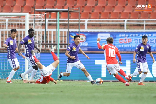 Duy Mạnh được Đình Trọng, Đức Huy khuyên nghĩ tích cực, anh rể Văn Quyết xung phong cõng lên nhận HCV - Ảnh 10.