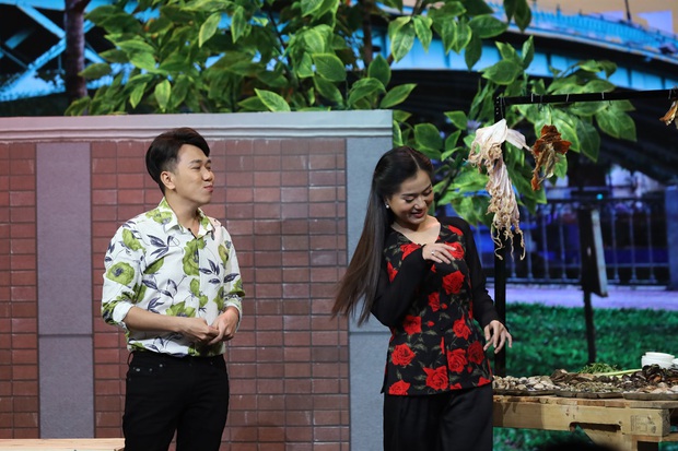 Chí Tài đập tan tin đồn keo kiệt nhất showbiz, quyết tung 3 tỷ là MV và mời Ngô Kiến Huy - Ảnh 4. Chí Tài đập tan tin đồn keo kiệt nhất showbiz, quyết tung 3 tỷ là MV và mời Ngô Kiến Huy - Ảnh 4.