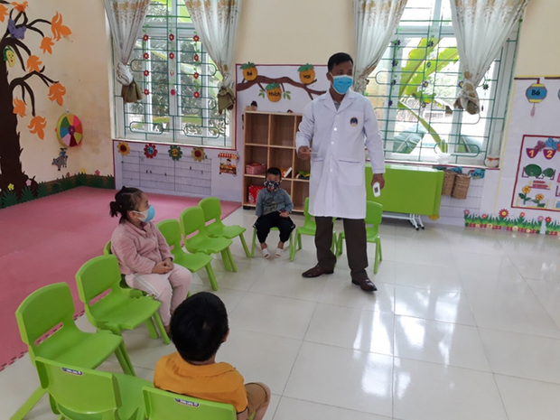 Vĩnh Phúc sau ngày đầu đi học lại, bao nhiêu trẻ đến trường? - Ảnh 1.