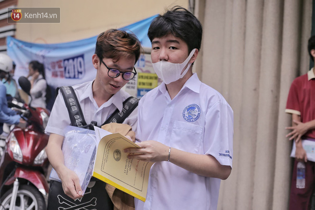 Bộ GD-ĐT đồng ý cho các trường đại học đào tạo trực tuyến qua mạng trong thời gian nghỉ dịch - Ảnh 1.