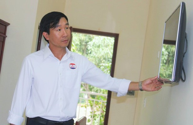 Gặp vị giám đốc lấy khách sạn của mình làm nơi cách ly cho người về từ vùng dịch Covid-19 - Ảnh 1.