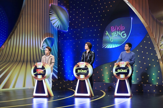 Huỳnh Lập bày cho đàn chị Việt Hương chụp hình chân dài miên man - Ảnh 3.