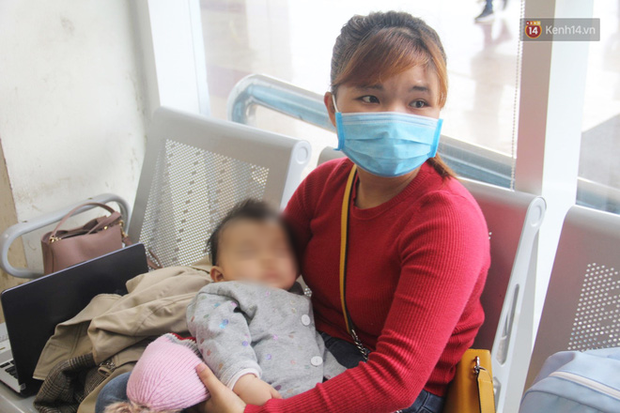 30 bệnh nhân trở về từ Vũ Hán được xuất viện sau cách ly: Khi ở bên đó, 2 vợ chồng chỉ biết hàng ngày động viên nhau, tâm sự với con trong bụng - Ảnh 3. 30 bệnh nhân trở về từ Vũ Hán được xuất viện sau cách ly: Khi ở bên đó, 2 vợ chồng chỉ biết hàng ngày động viên nhau, tâm sự với con trong bụng - Ảnh 3.
