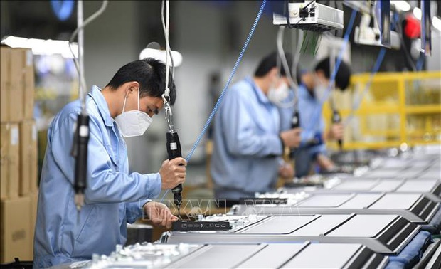 Gần 300 triệu người ở Trung Quốc đã trở lại làm việc - Ảnh 1. Gần 300 triệu người ở Trung Quốc đã trở lại làm việc - Ảnh 1.