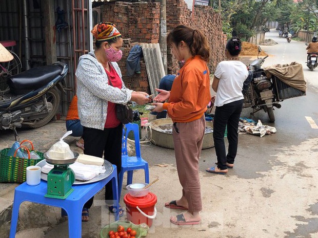 Sơn Lôi trước ngày hết cách ly phòng dịch Covid -19 - Ảnh 3.