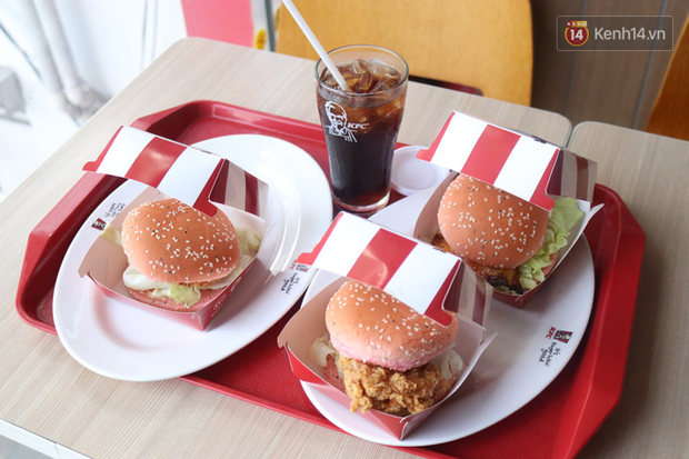 Review cực nhanh “siêu phẩm” burger thanh long mới toanh của KFC: Hương vị liệu có gì khác biệt so với loại burger thông thường? - Ảnh 13.