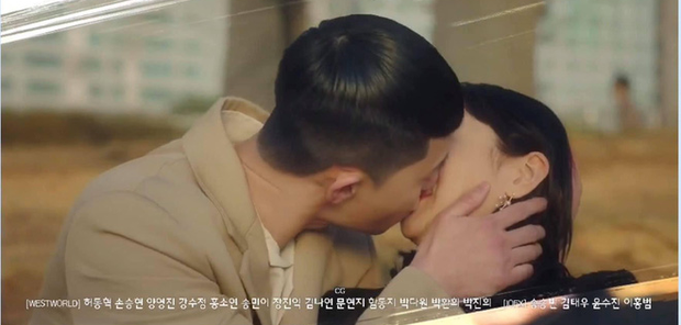 Netizen Việt hú hét vì Park Seo Joon khoá môi điên nữ ở TẬP CUỐI Tầng Lớp Itaewon: Anh Park hôn thì khỏi cần bàn! - Ảnh 5.