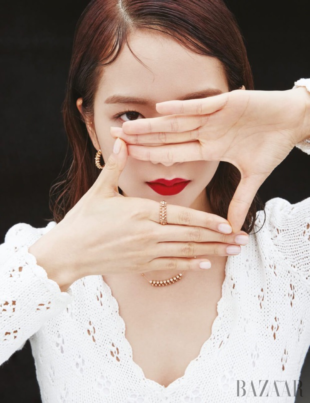 Jisoo rất chăm làm mấy kiểu nail nhí nhảnh dễ thương vô đối, càng nhìn càng thấy cưng xỉu - Ảnh 11. Jisoo rất chăm làm mấy kiểu nail nhí nhảnh dễ thương vô đối, càng nhìn càng thấy cưng xỉu - Ảnh 11.