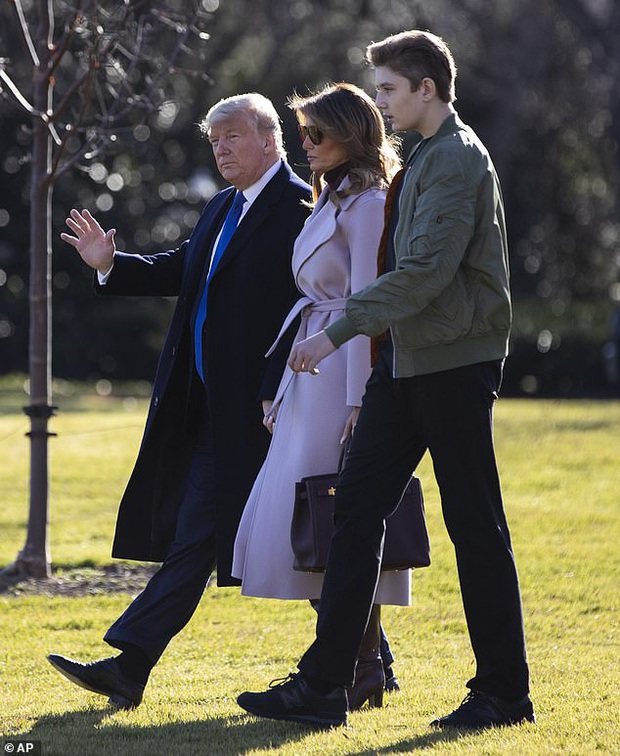 Quý tử Barron Trump cao gần 2m, đón sinh nhật tuổi 14 theo cách đặc biệt giữa thời điểm dịch Covid-19 lan rộng - Ảnh 4.