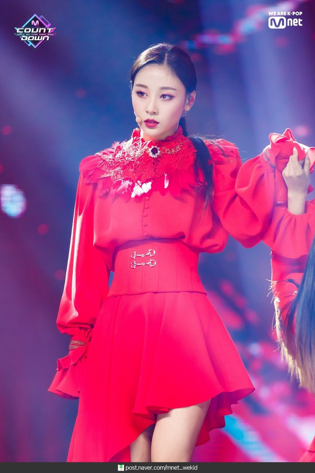 Main dancer nổi bật của các nhóm nhạc trong mắt fan: Lisa, Momo cứ “lên sàn” là đoạt spotlight, Kai (EXO) “sinh ra để nhảy” nhưng BTS lại gây hụt hẫng - Ảnh 24. Main dancer nổi bật của các nhóm nhạc trong mắt fan: Lisa, Momo cứ “lên sàn” là đoạt spotlight, Kai (EXO) “sinh ra để nhảy” nhưng BTS lại gây hụt hẫng - Ảnh 24.