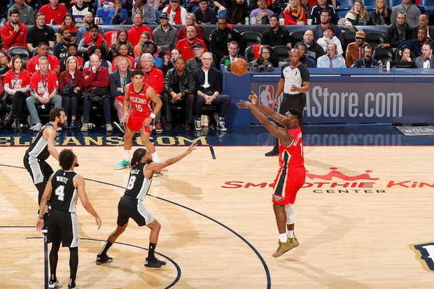 Wilt Chamberlain, LeBron James và top 10 màn chào sân ấn tượng nhất lịch sử NBA - Ảnh 2.