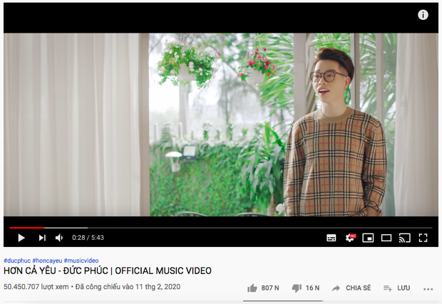 Đức Phúc không biết nên khóc hay nên cười: MV đạt đến 50 triệu view rồi mà vẫn chưa được hát live chuẩn chỉnh trên sân khấu cho fan nghe! - Ảnh 2. Đức Phúc không biết nên khóc hay nên cười: MV đạt đến 50 triệu view rồi mà vẫn chưa được hát live chuẩn chỉnh trên sân khấu cho fan nghe! - Ảnh 2.