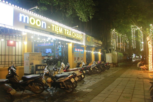 Ảnh: Hà Nội vẫn xuất hiện tình trạng tụ tập ăn nhậu, trà chanh chém gió giữa thời điểm dịch Covid-19 diễn biến phức tạp - Ảnh 9.