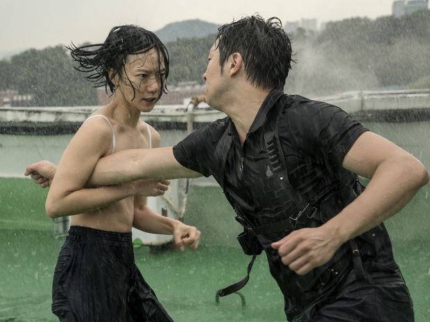 Nữ hoàng cảnh nóng Bae Doona: Siêu sao đẳng cấp Hollywood không ngại đóng vai phụ, chuyên trị phim 18+ nhưng không tục - Ảnh 6.