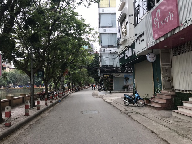 Chủ cửa hàng thực hiện lệnh đóng cửa quán để chống dịch COVID-19: “Sức khoẻ là vốn quý nhất, mong Hà Nội sớm bình yên trở lại!” - Ảnh 4. Chủ cửa hàng thực hiện lệnh đóng cửa quán để chống dịch COVID-19: “Sức khoẻ là vốn quý nhất, mong Hà Nội sớm bình yên trở lại!” - Ảnh 4.