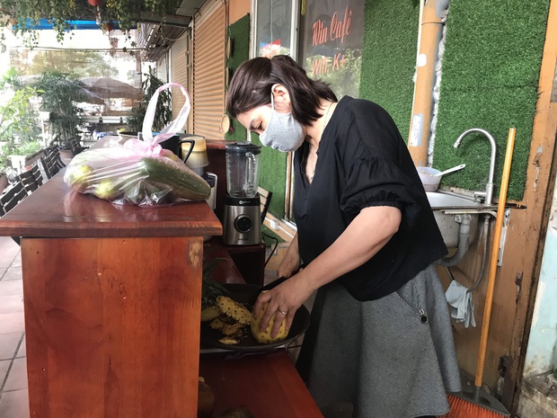 Chủ cửa hàng thực hiện lệnh đóng cửa quán để chống dịch COVID-19: “Sức khoẻ là vốn quý nhất, mong Hà Nội sớm bình yên trở lại!” - Ảnh 15. Chủ cửa hàng thực hiện lệnh đóng cửa quán để chống dịch COVID-19: “Sức khoẻ là vốn quý nhất, mong Hà Nội sớm bình yên trở lại!” - Ảnh 15.