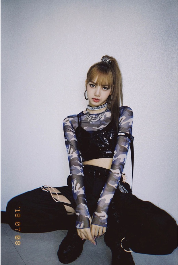 Vừa tung bộ ảnh sinh nhật, Lisa (BLACKPINK) đã khiến 3 triệu người ngất ngây vì vẻ đẹp nữ tính: Nhìn là muốn yêu luôn! - Ảnh 7.