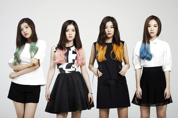 Lúc mới debut tóc tai màu mè là thế, Red Velvet giờ chỉ chuộng màu tóc trầm nền nã, đơn giản mà sang hơn gấp bội - Ảnh 1. Lúc mới debut tóc tai màu mè là thế, Red Velvet giờ chỉ chuộng màu tóc trầm nền nã, đơn giản mà sang hơn gấp bội - Ảnh 1.