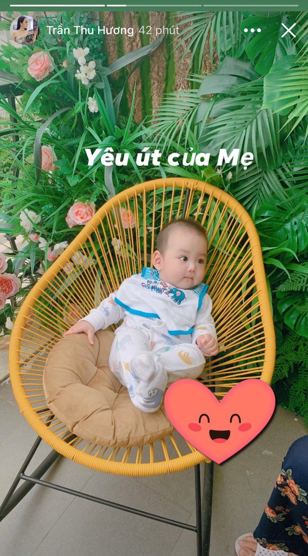 Phản ứng của Tuấn Hưng sau khi bà xã liên tục đăng loạt status nghi vấn hôn nhân trục trặc - Ảnh 5. Phản ứng của Tuấn Hưng sau khi bà xã liên tục đăng loạt status nghi vấn hôn nhân trục trặc - Ảnh 5.