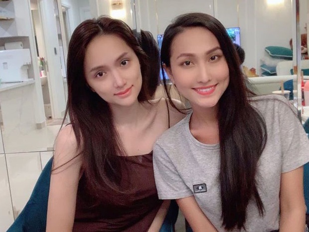 Vừa úp mở bạn trai, Hương Giang đã chuẩn bị đến Thái Lan hội ngộ Nong Poy làm giám khảo Hoa hậu Chuyển giới - Ảnh 1. Vừa úp mở bạn trai, Hương Giang đã chuẩn bị đến Thái Lan hội ngộ Nong Poy làm giám khảo Hoa hậu Chuyển giới - Ảnh 1.