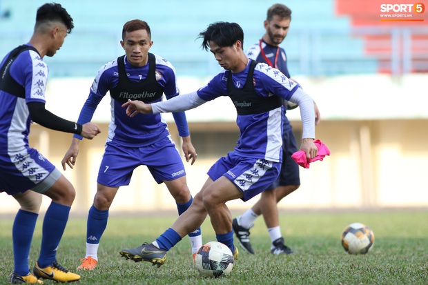 Công Phượng táºp cá»±c hÄng chuẩn bá» khai mạc V.League 2020 và cái kết phải chưá»m Äá chá» nhạy cảm - Ảnh 9.