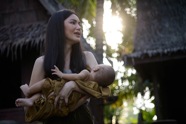 Giữa muôn kiểu mẹ ma trên phim ảnh thế giới chắc Kim Tae Hee của HI BYE, MAMA là vừa xinh đẹp vừa đáng yêu nhất! - Ảnh 5. Giữa muôn kiểu mẹ ma trên phim ảnh thế giới chắc Kim Tae Hee của HI BYE, MAMA là vừa xinh đẹp vừa đáng yêu nhất! - Ảnh 5.