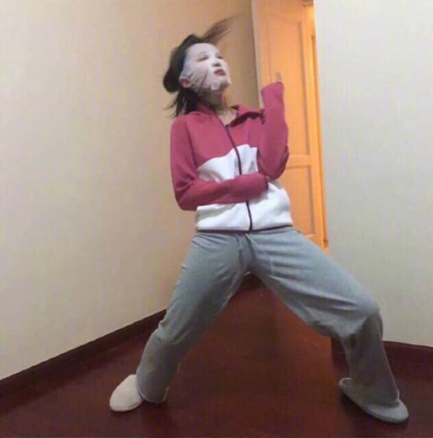 Gái xinh tự bóc phốt bản thân xuề xoà khi  làm việc ở nhà nhưng dân tình lại nức nở khen làn da cực phẩm - Ảnh 5.