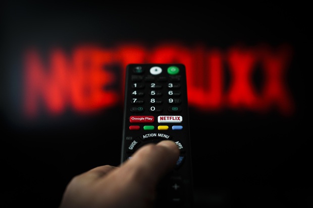 Thời lên ngôi của Netflix và các dịch vụ xem phim trực tuyến: Xu hướng thưởng thức điện ảnh tiết kiệm lại an toàn trong mùa dịch - Ảnh 3.