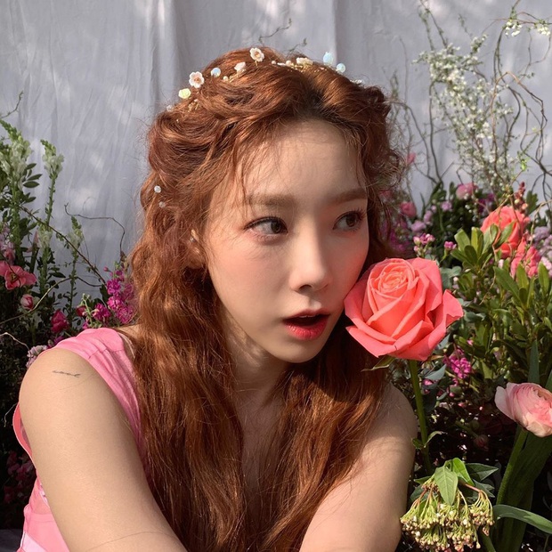 Loạt hình nhá hàng mới của Taeyeon đang khiến cả MXH bấn loạn: Không phải Yoona, visual của SNSD là đây chứ đâu! - Ảnh 7. Loạt hình nhá hàng mới của Taeyeon đang khiến cả MXH bấn loạn: Không phải Yoona, visual của SNSD là đây chứ đâu! - Ảnh 7.