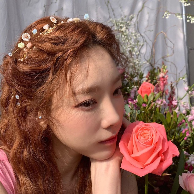 Loạt hình nhá hàng mới của Taeyeon đang khiến cả MXH bấn loạn: Không phải Yoona, visual của SNSD là đây chứ đâu! - Ảnh 6. Loạt hình nhá hàng mới của Taeyeon đang khiến cả MXH bấn loạn: Không phải Yoona, visual của SNSD là đây chứ đâu! - Ảnh 6.