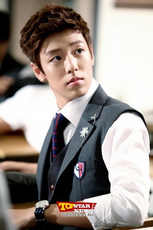 Dàn cast To the beautiful you sau 8 năm: EXO và 2 nam chính thành sao hạng A, Sulli - Kim Woo Bin khiến cả châu Á thương cảm - Ảnh 10. Dàn cast To the beautiful you sau 8 năm: EXO và 2 nam chính thành sao hạng A, Sulli - Kim Woo Bin khiến cả châu Á thương cảm - Ảnh 10.