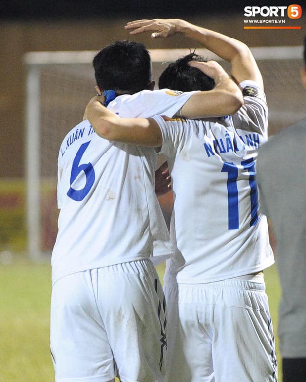 Những học trò của thầy Park sẽ vắng mặt ở vòng mở màn V.League 2020: Gần đủ một đội hình - Ảnh 4.