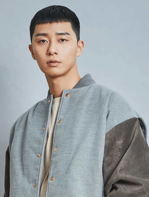 Chẳng cần bắt trend tóc Park Seo Joon đang hot, Sơn Tùng M-TP khiến khối người trầm trồ với style mới cực lạ - Ảnh 6. Chẳng cần bắt trend tóc Park Seo Joon đang hot, Sơn Tùng M-TP khiến khối người trầm trồ với style mới cực lạ - Ảnh 6.
