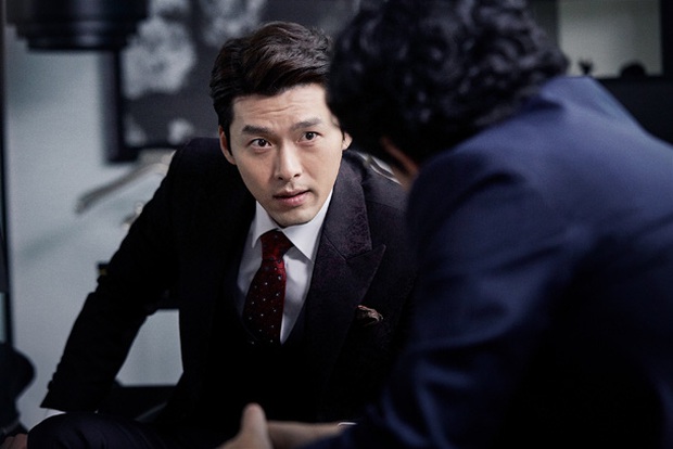 Đối lập hẳn với đại uý Ri, loạt ảnh Hyun Bin nhíu mày thôi cũng sexy mất máu 3 năm trước đang khiến chị em náo loạn - Ảnh 5. Đối lập hẳn với đại uý Ri, loạt ảnh Hyun Bin nhíu mày thôi cũng sexy mất máu 3 năm trước đang khiến chị em náo loạn - Ảnh 5.