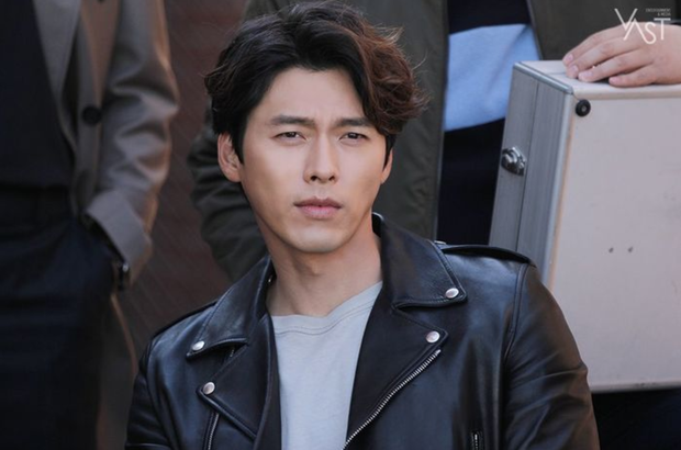Đối lập hẳn với đại uý Ri, loạt ảnh Hyun Bin nhíu mày thôi cũng sexy mất máu 3 năm trước đang khiến chị em náo loạn - Ảnh 6. Đối lập hẳn với đại uý Ri, loạt ảnh Hyun Bin nhíu mày thôi cũng sexy mất máu 3 năm trước đang khiến chị em náo loạn - Ảnh 6.