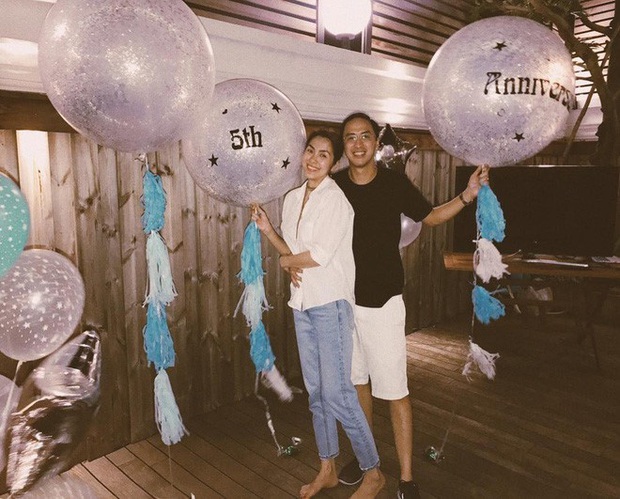 Louis Nguyễn đăng ảnh như một thước phim bên Hà Tăng: Cái nắm tay hơn mọi lời nói, minh chứng tình yêu kéo dài cả thập kỷ - Ảnh 7. Louis Nguyễn đăng ảnh như một thước phim bên Hà Tăng: Cái nắm tay hơn mọi lời nói, minh chứng tình yêu kéo dài cả thập kỷ - Ảnh 7.