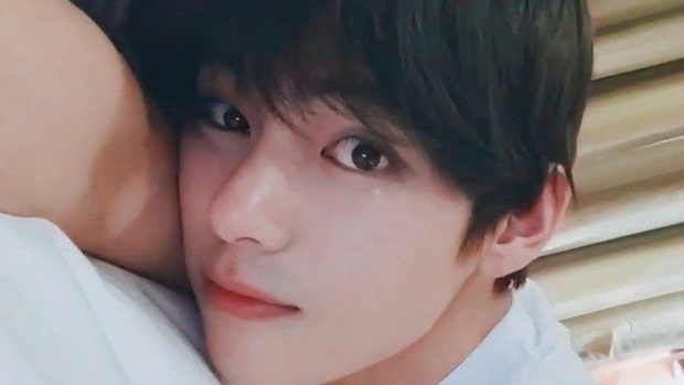 Tiết lộ toàn bộ bí quyết để có được làn da mộc triệu fan ngưỡng mộ của BTS: Tưởng khó hóa ra đơn giản không tưởng - Ảnh 6. Tiết lộ toàn bộ bí quyết để có được làn da mộc triệu fan ngưỡng mộ của BTS: Tưởng khó hóa ra đơn giản không tưởng - Ảnh 6.