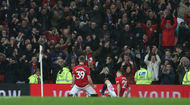 Bruno Fernandes tiếp tục góp công lớn giúp MU giành chiến thắng trong trận derby Manchester - Ảnh 8.