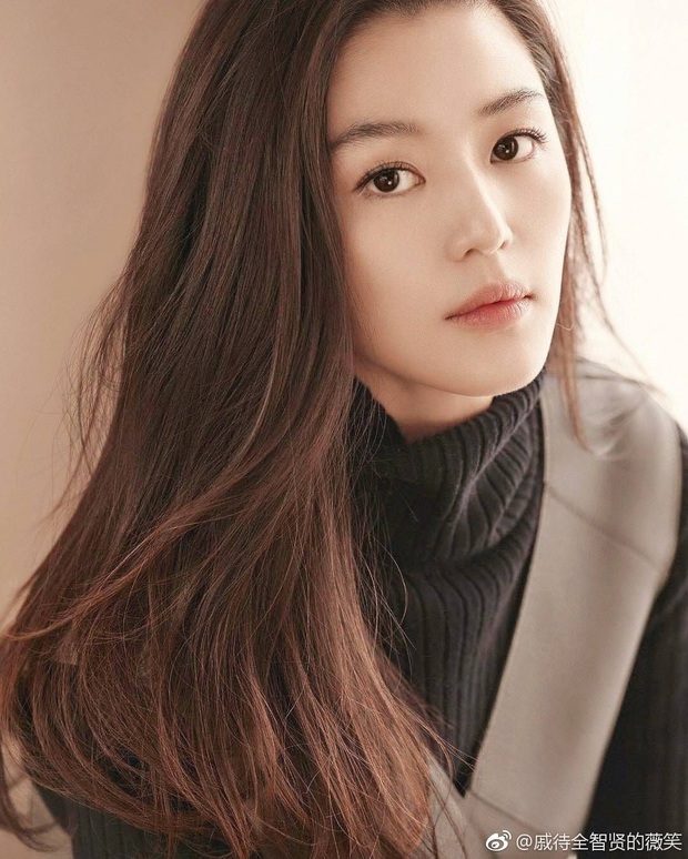 10 sao Hàn là hình mẫu PTTM của chị em: Mũi chuẩn phải như Irene và mợ chảnh Jeon Ji Hyun; mắt đẹp là giống Jennie, Yoona - Ảnh 6.