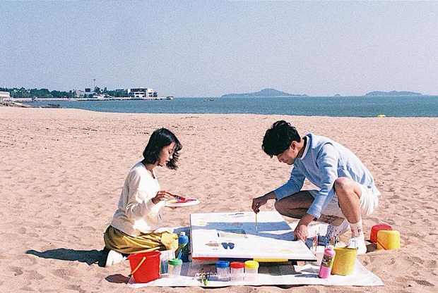 Nếu đang phải yêu xa, đây chính là 20 điều bạn cần ghi nhớ để lúc nào cũng được vui vẻ - Ảnh 1. Nếu đang phải yêu xa, đây chính là 20 điều bạn cần ghi nhớ để lúc nào cũng được vui vẻ - Ảnh 1.