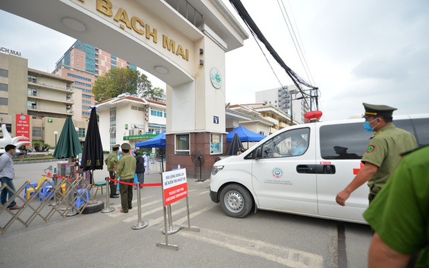 Bệnh viện Bạch Mai được dỡ bỏ phong toả từ 0h đêm nay - Ảnh 1. Bệnh viện Bạch Mai được dỡ bỏ phong toả từ 0h đêm nay - Ảnh 1.